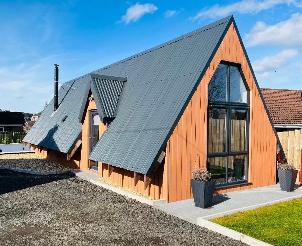 The Big Tiny House Villa Lurgan Bagian luar foto
